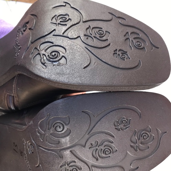 SOLD-Vintage Skecher brown leather boot - Picture 10 of 10